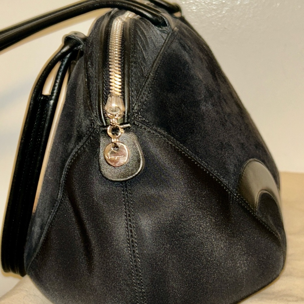 Salvatore Ferragamo Elegant Black Shoulder Boston Bag. Vintage Suede & Leather - Picture 5 of 14